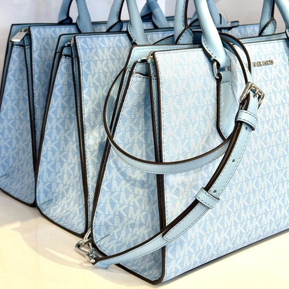 Michael Kors Sheila Medium Signature Logo Satchel Bag Light Sky Blue - Picture 6 of 11
